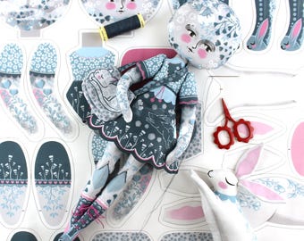 Moon Girl en Ruby Rabbit Dolly DIY KIT - met 12 pagina's tellend verhalenboek - naaisetje pop