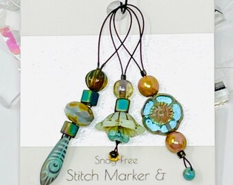 TEAL FLOWER stitch marker progress keeper set - knitting crochet tool - snag-free and light - jewelry for your knitting - gift for knitters
