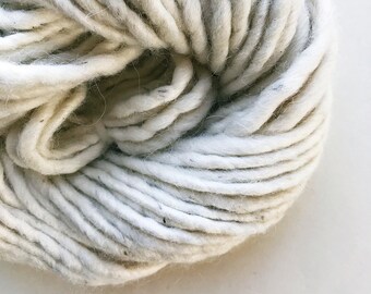 ALPACA handspun yarn. Undyed natural yarn. Bulky single. 100% superfine Alpaca fiber. Luxuriously soft and warm!