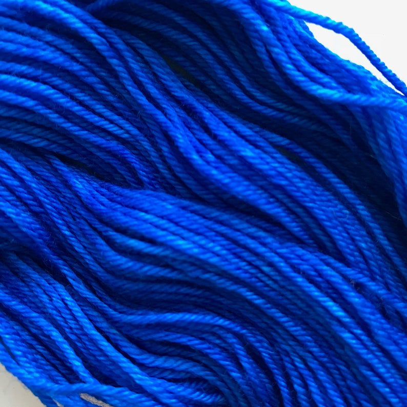 TRUE BLUE hand dyed yarn mini skein. sock fingering dk yarn, merino wool knitting embroidery. sock mini 4 ply. semi-solid blue yarn image 2