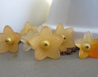 Flower Necklace, Orange Flowers, Copper Necklace, Yellow Pearls, Lucite Flowers, Trumpet Flower, Orange Blossoms