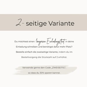 Może przedstawiać: Tekst wyjaśniający, jak zam&oacute;wić dwustronne zaproszenie z większą ilością miejsca na dłuższy tekst zaproszenia. Tekst podaje, że należy użyć kodu &bdquo;ZWEISEITIG&rdquo;, aby zaoszczędzić 30%.