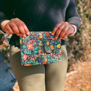 Cartera de pulsera con diseño floral, tarjetero, billetera para teléfono, monedero de tela