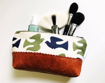 Leather Makeup Bag, Bird Print Cosmetic Bag, Birthday Gift for Her, Makeup Organizer, Nature Lover Gift, Toiletry Bag for Women