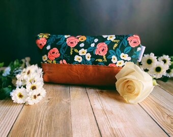 Roses Leather Makeup Bag, Small Cosmetic Bag, Birthday Gift for Her, Toiletries Bag, Gift for Mom, Makeup Organizer, Small Clutch