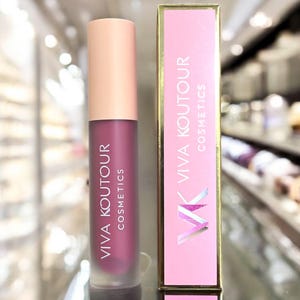 Girly Face Glossy Lip Gloss, Pink