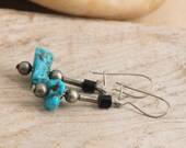 Vintage Turquoise Southwestern Artisan Pierced Dangle Earrings vintage jewelry luluglitterbug