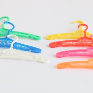 Vintage Barbie Clothes Hangers Set of 7 - Rainbow Colors  // luluglitterbug