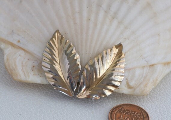 Louis Feraud Gold Leaf Clip On Earrings // Vintag… - image 1