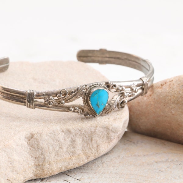 Silver Tone Bali Style Turquoise  Cuff Bracelet  // Vintage Costume Jewelry // luluglitterbug