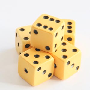 Vintage Art Deco Bakelite Dice Set - 1930s Gaming Collectible (Set of 5) // luluglitterbug