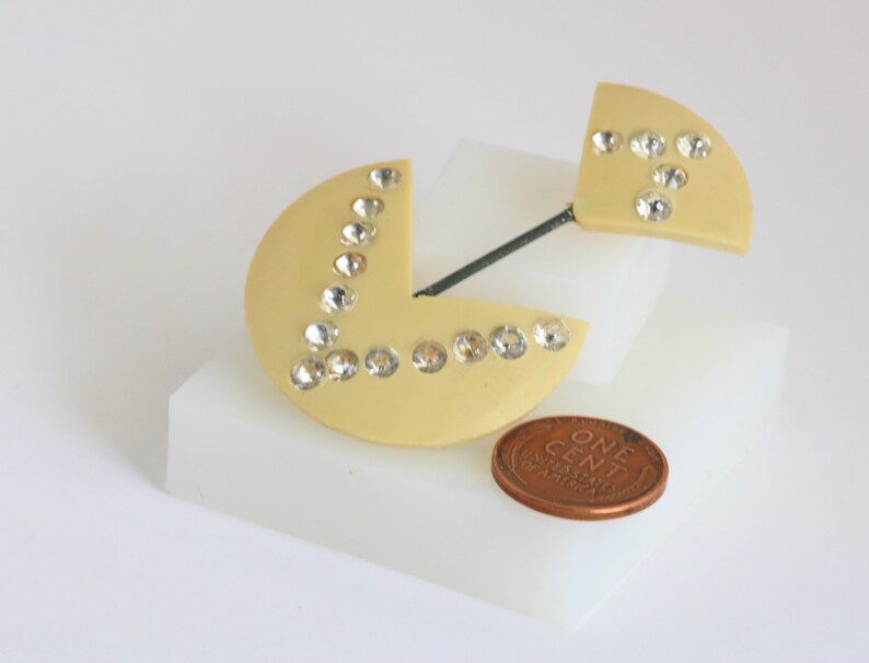 Art Deco Celluloid and Rhinestone Double Hat Pin // Vintage Jewelry // luluglitterbug image 4