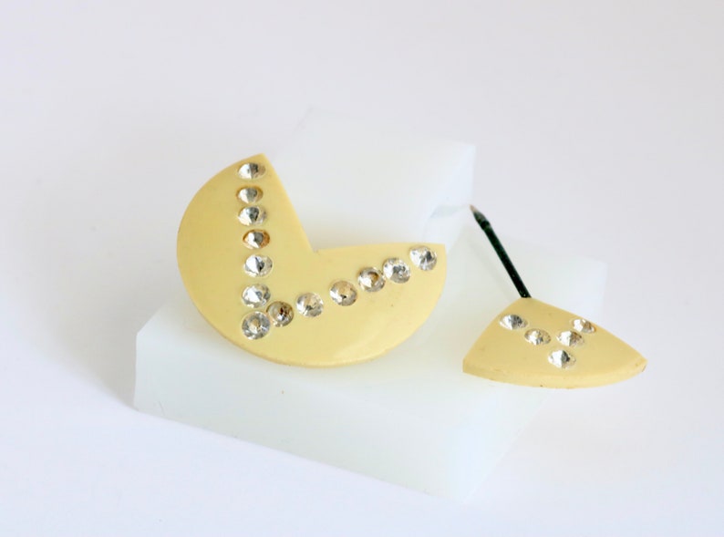Art Deco Celluloid and Rhinestone Double Hat Pin // Vintage Jewelry // luluglitterbug image 7
