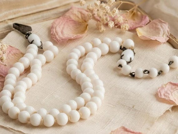 Vintage Choker Necklace, 1950s White Milk Glass Double Strand Beads