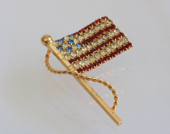 Vintage Rhinestone American Flag Brooch | Patriotic Red  display picture 1