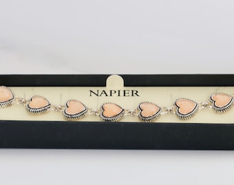 Napier Faceted Peachy Pink Glass  Heart Silver Tone Link Bracelet // Vintage Jewelry // luluglitterbug