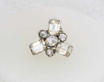 Elegant Clear Rhinestone Midcentury Brooch Pin // Vintage Jewelry // luluglitterbug