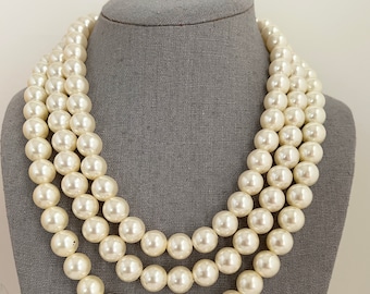 Elegant Midcentury Triple Strand Faux Pearl Necklace // Vintage Jewelry for Sophisticated Look // luluglitterbug