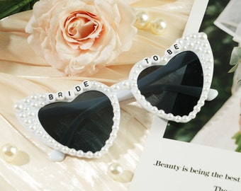 Lunettes de soleil personnalisées pour future mariée, lunettes de soleil pour mariée, mariée de lunettes de soleil en nacre, lunettes de soleil coeur de mariée, shower de mariage, lunettes de soleil bachelorette