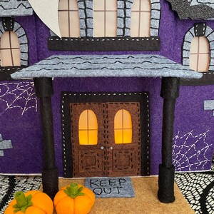 PATTERN TUTORIAL: Spookyville Mansion image 3