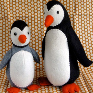 Poppy and Pip stuffed felt penguin PDF pattern image 3