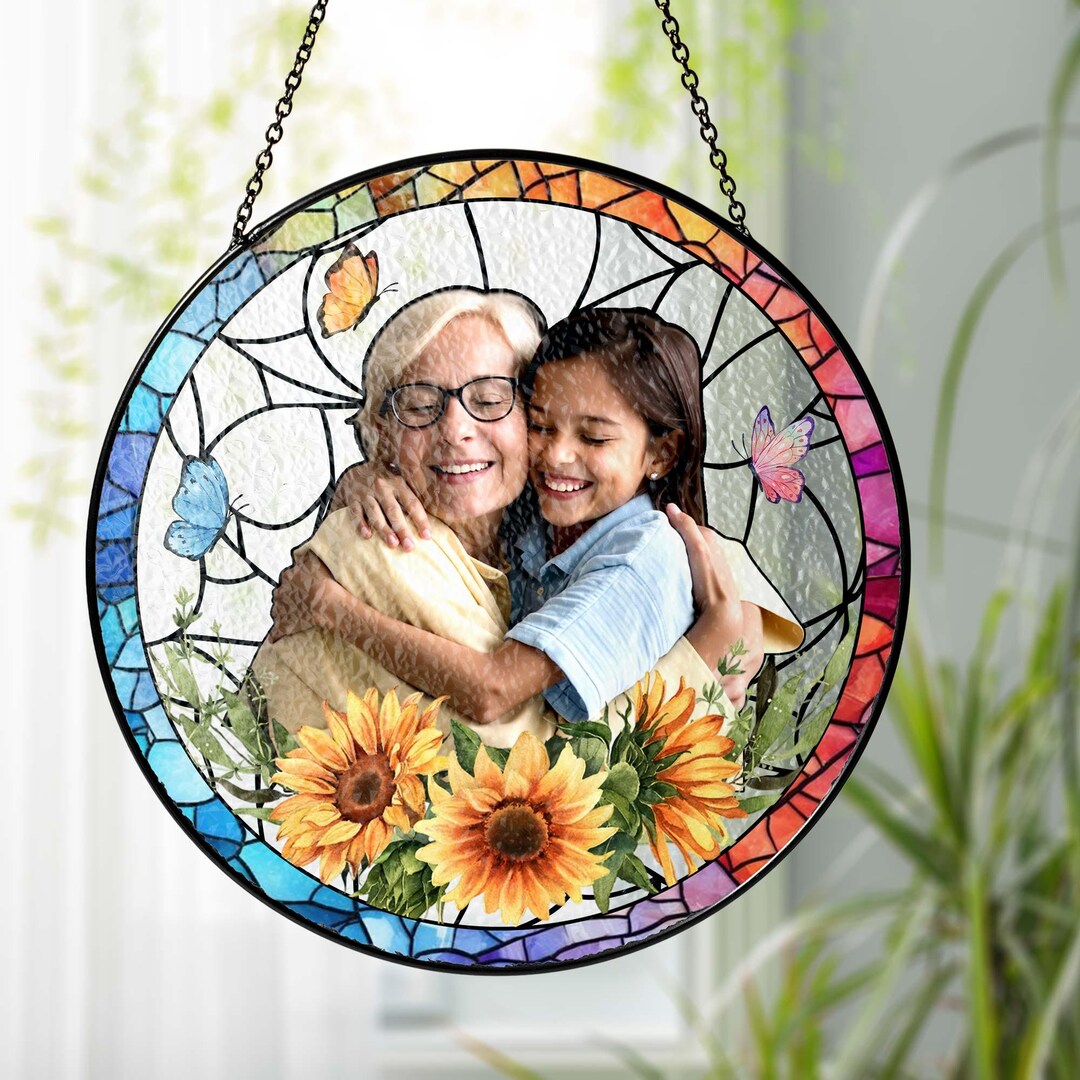 Custom Photo Portrait Stained Glass Suncatcher Gift for Mom,mum Gift ...