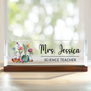 Personalisiertes Namensschild für Naturwissenschaftler - Personalisiertes Acryl Schreibtisch Namensschild Geschenk für Lehrer - Chemie Klassenzimmer Dekor - Blumen Büro Schild