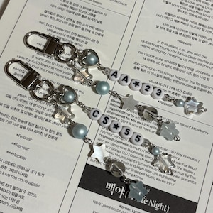 Williams F1 inspired Beaded Keychain