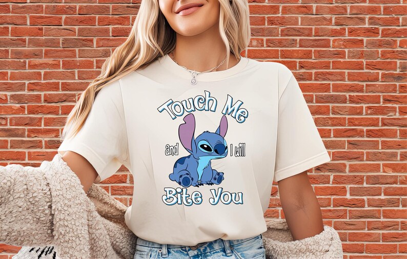 Lilo & Stitch Rör mig och jag biter dig rolig t-shirt | Unisex vuxen t-shirt | Hoodie | Premium DTF-tryck | Barnalternativ | O249 bild 3