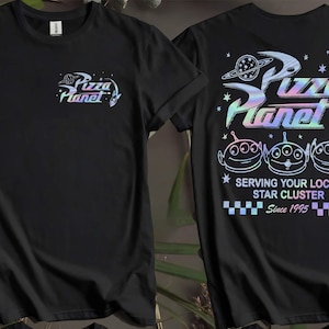 2-seitig Pizza Planet Aliens Toy Story 3 Benutzerdefinierte T-Shirts für Männer, Frauen und Kinder - Größen S bis 5XL | Damen-T-Shirts erhältlich AB101-2