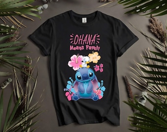 Ohana significa familia Stitch. Lindas camisetas personalizadas para hombres, mujeres y niños. Tallas S a 5XL. Camisetas para mujer disponibles. K1011