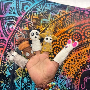 Felt Animal Finger Puppets, Needle felting, Finger puppet, 100% natural wool finger puppets, felt toy, toy for kid, toy for cat