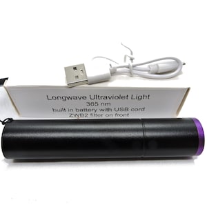 Uppladdningsbar UV-fluorescerande ficklampa - 365nm filtrerat långvågigt ljus