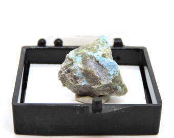 Ceruleite and Schlossmacherite in perky box thumbnail mineral specimen