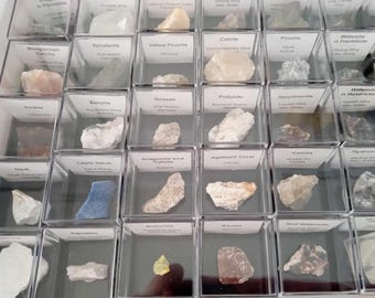 20 Teiliges Fluoreszierendes Mineral Set