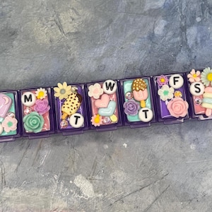 Ice Cream Pill Box: 7-Day Vitamin Organizer, Travel Size