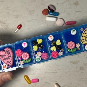 Bee Happy 7 Day Pill Box: Embellished Vitamin Organizer