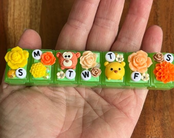 Teeny Pill Box - Vitamin Case • 'Pooh & Tigger' • Cute Pill Box, Medicine Vitamin Dispenser, 7 Day Pill box, Weekly Pill Organizer