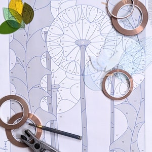 Modello di carta - Vetrate - Dente di leone [modello di carta a forma di vescia e foglie] da Stained Glass Cabin - Neile Cooper