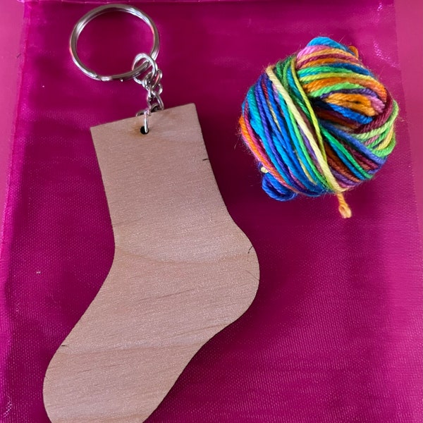 wood sock mini with sock yarn