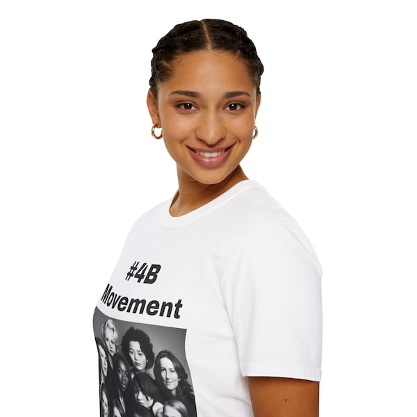 4B Movement Women's Soft style T-Shirt