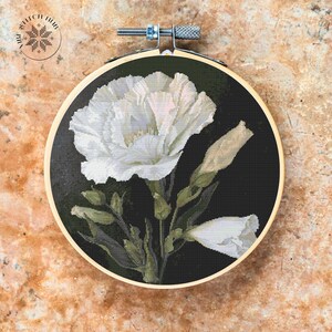 Lily Cross Stitch Pattern PDF, Easy Floral Embroidery Chart, Nature DIY Cross Stitch Design Download