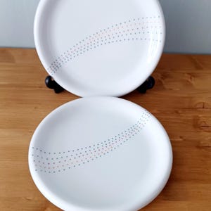 Vintage IKEA Rondo Rainbow Dots Tallrikar Set med 2, Carl-Gustaf Johnsson, 1980-tal Svensk Design, SPAL Portugal, Vintage servis
