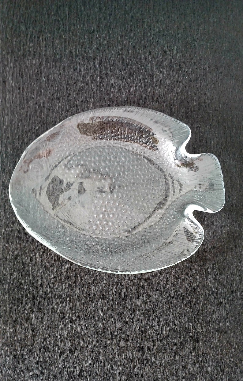 Platos de pescado Arcoroc Aspen de vidrio transparente vintage francés, vidrio de la década de 1970, 2 platos pequeños para servir pescado, vajilla Arcoroc, platos de aperitivo. imagen 2