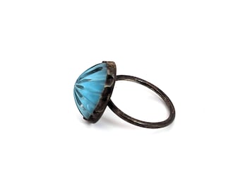 Sterling Silver Ring with Blue Vintage Glass - SIZE 7.5