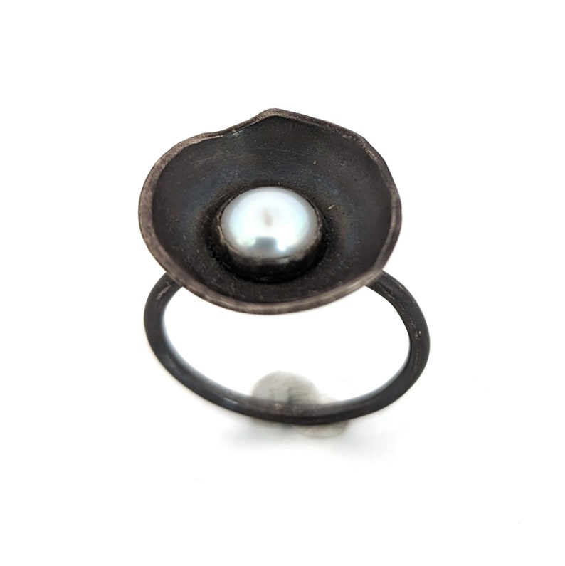 Organic Pod Ring Sterling Silver and Pearl 画像 5