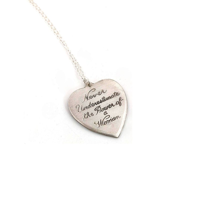 Never Underestimate Women Heart Pendant Planned Parenthood Fundraiser 画像 6