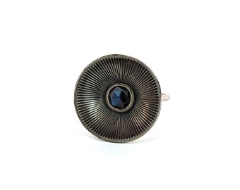 Deco Radiating Lines Ring - Sterling Silver and Labradorite - Size 7.5