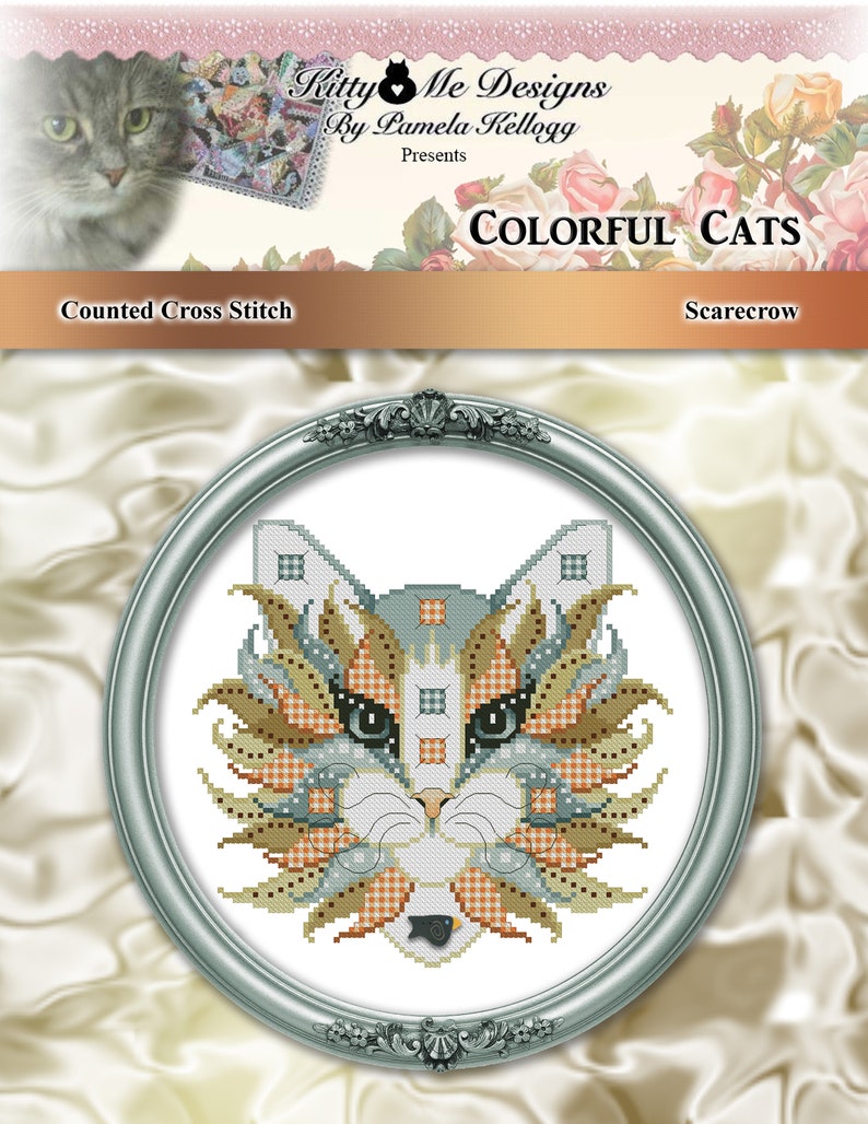 Op de afbeelding: Een geteld kruissteekpatroon met een kleurrijke kat met een patchwork-ontwerp. Het patroon is getiteld "Kleurrijke Katten" en wordt gepresenteerd door Kitty Me Designs by Pamela Kellogg. De kat is ingelijst in een zilveren ovale lijst.