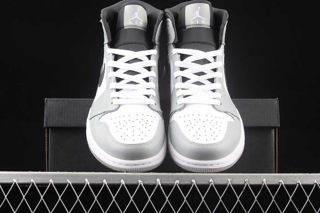 jordan1 mid smoke grey